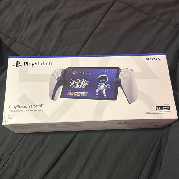 SONY PLAYSTATION PORTAL
USED ONCE - Picture 3 of 4